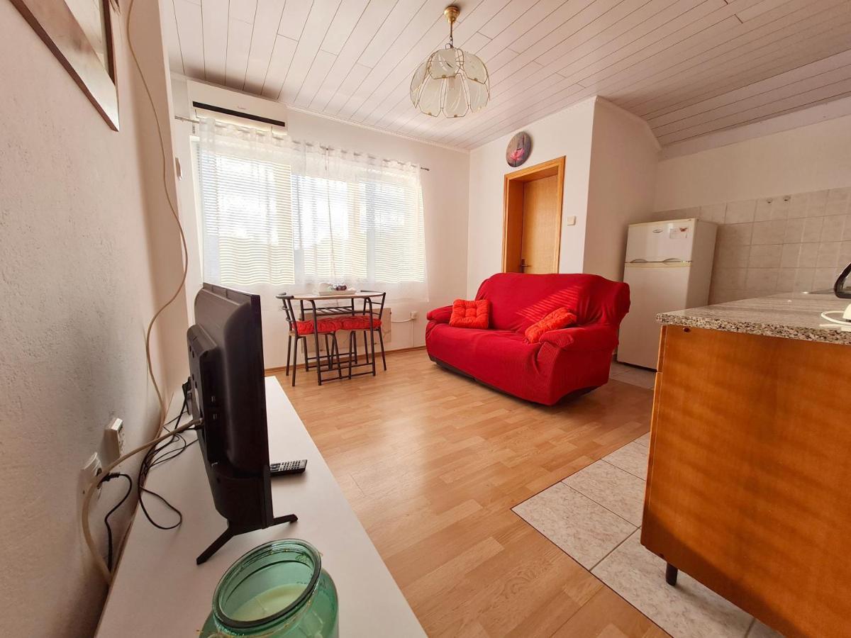Apartman Tea Novi Vinodolski Exterior photo